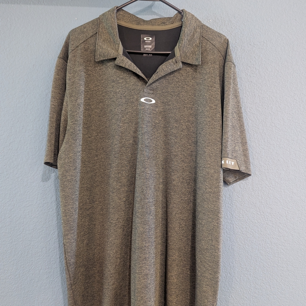 Oakley Men's Charcoal Polo Shirt